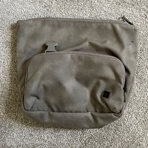 Lululemon roll top utility bag. Excellent condition.